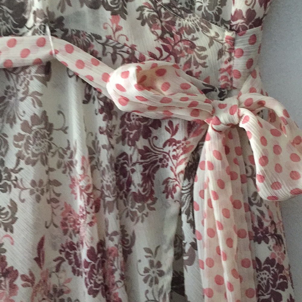 Dress - Picture 4 of 6
